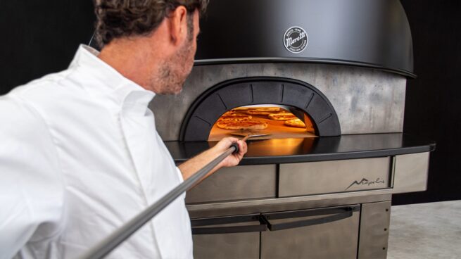 Neapolis 6 Moretti Forni baking most powerful and fastest oven